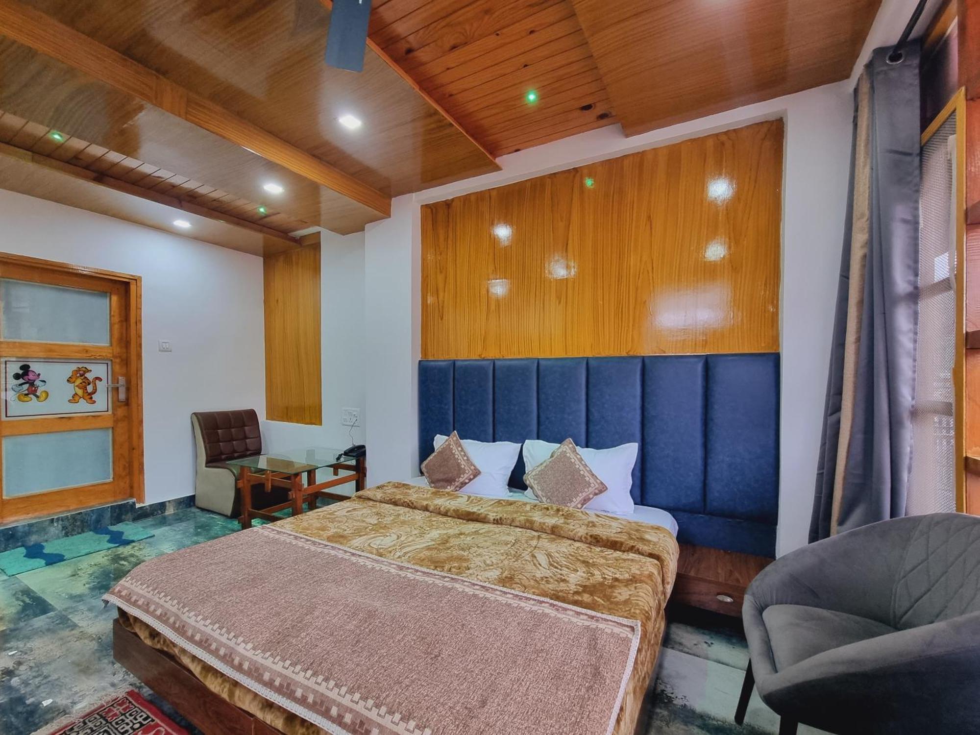 Wow Hotels Green View Dalhousie Esterno foto