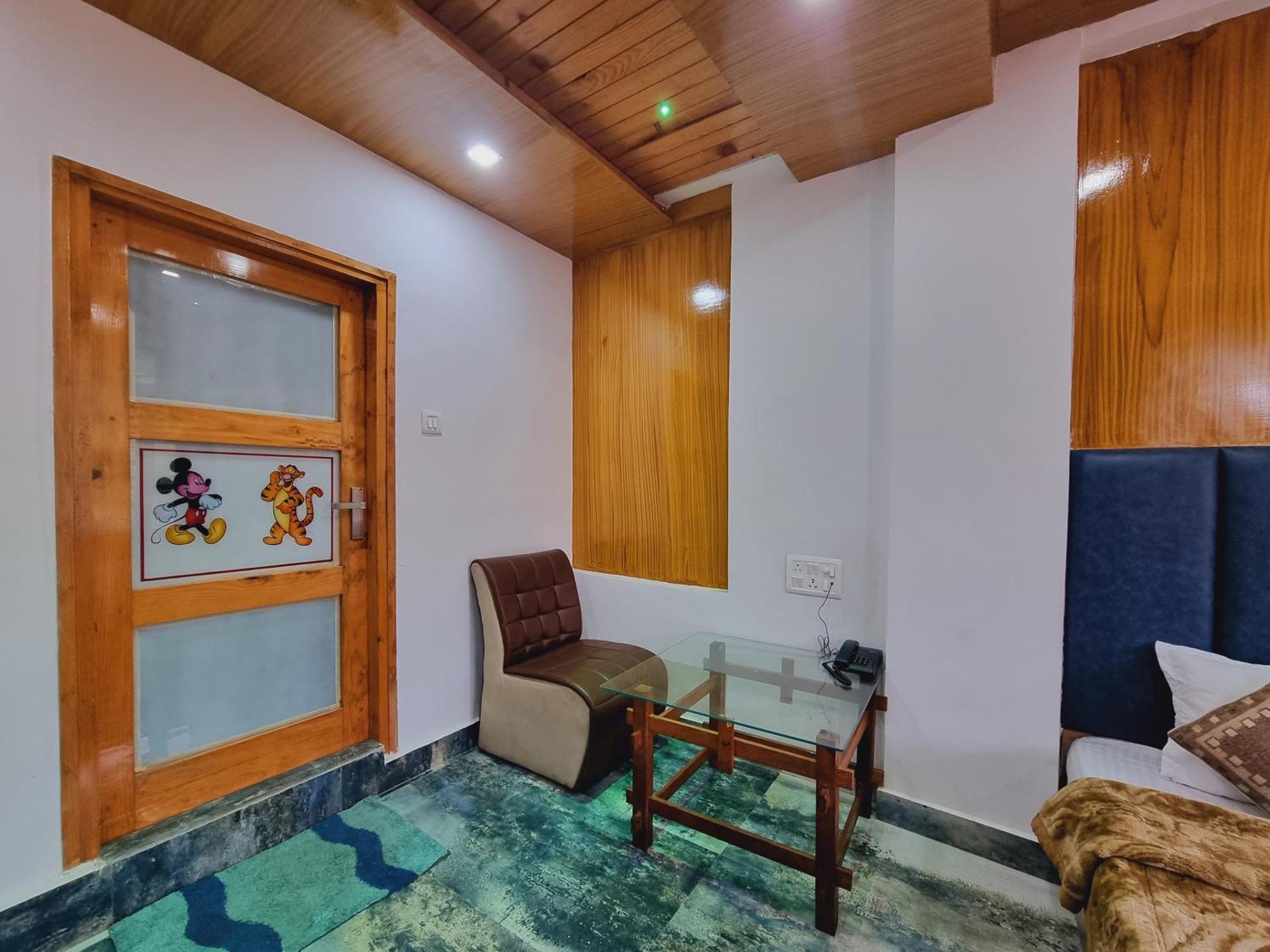 Wow Hotels Green View Dalhousie Esterno foto