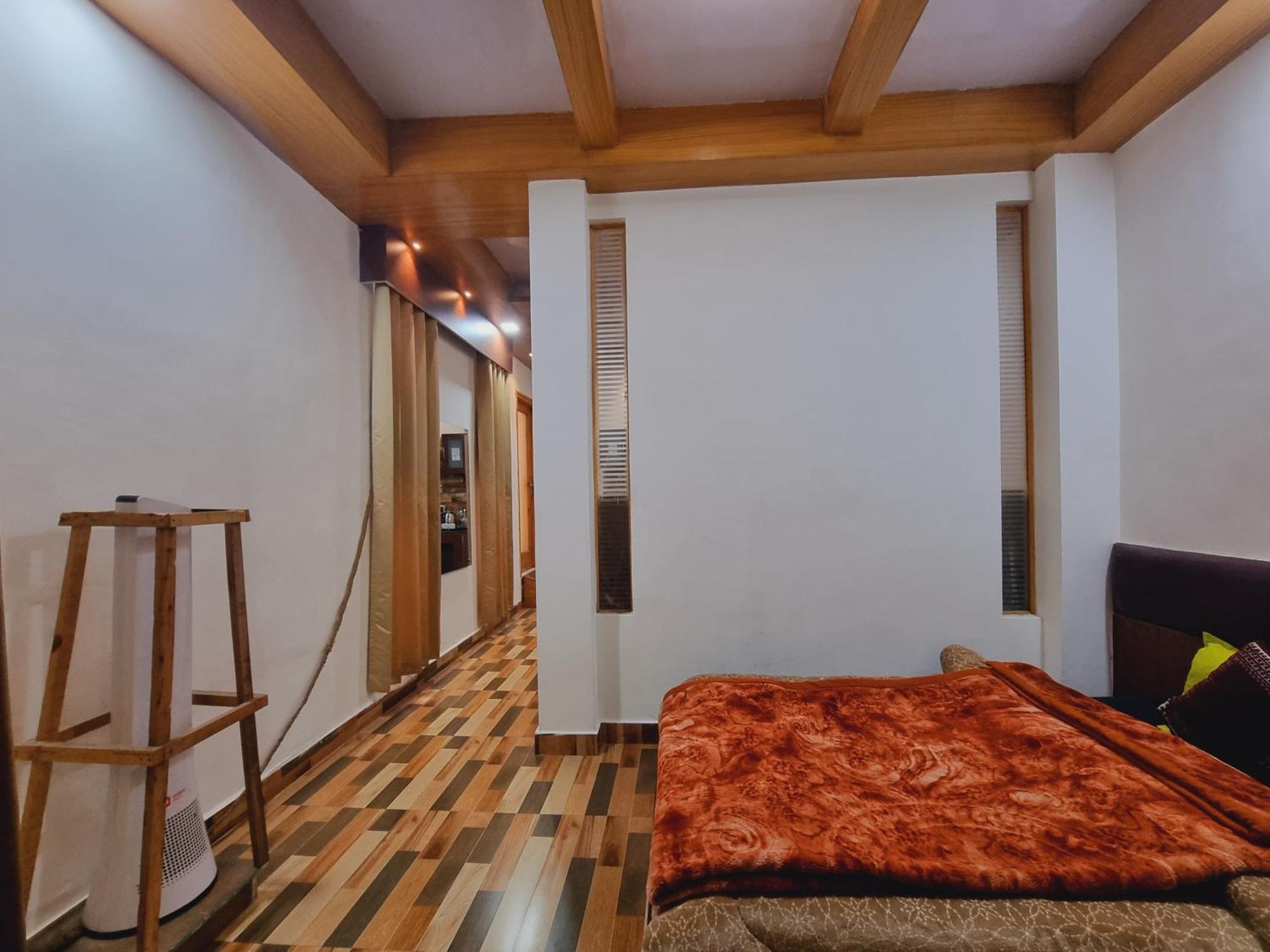 Wow Hotels Green View Dalhousie Esterno foto