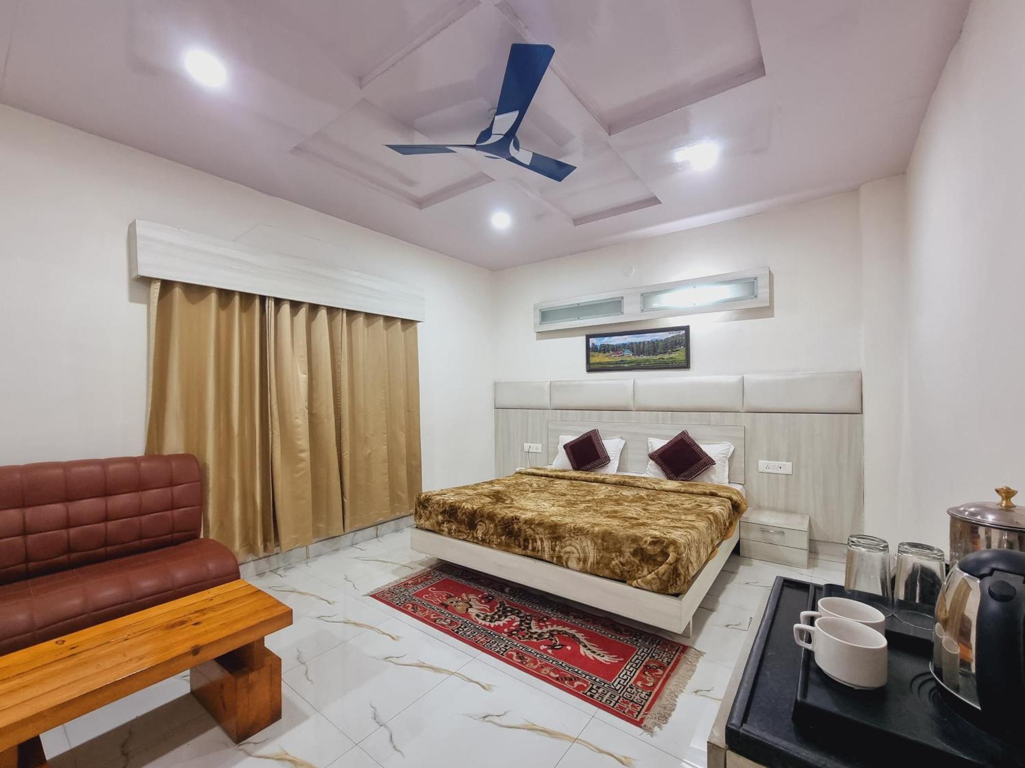 Wow Hotels Green View Dalhousie Esterno foto