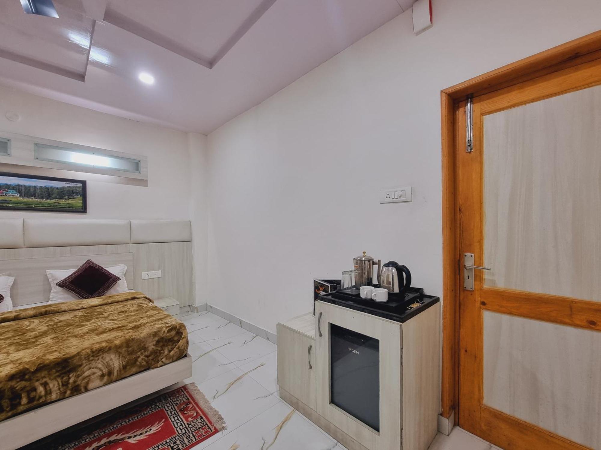Wow Hotels Green View Dalhousie Esterno foto