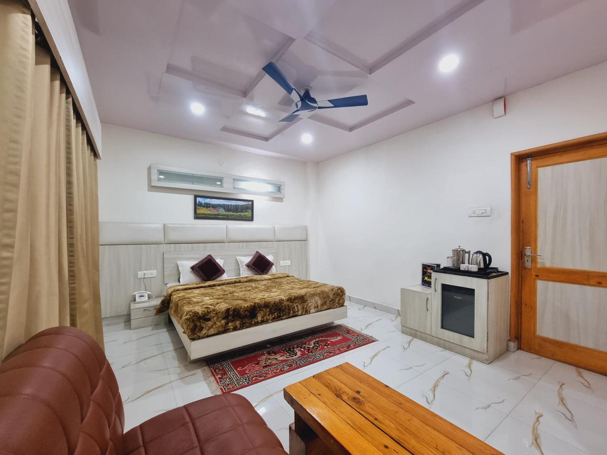 Wow Hotels Green View Dalhousie Esterno foto